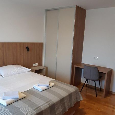 Apartments Mare 马林斯卡 外观 照片
